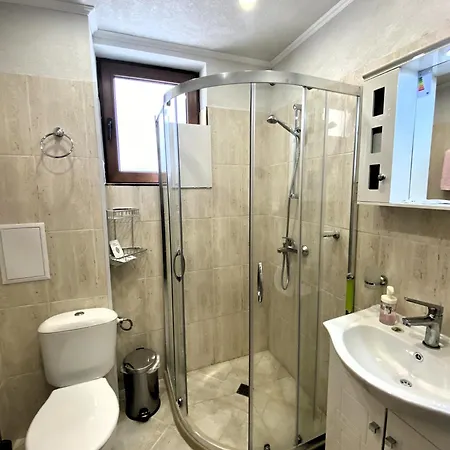 и студио перелик